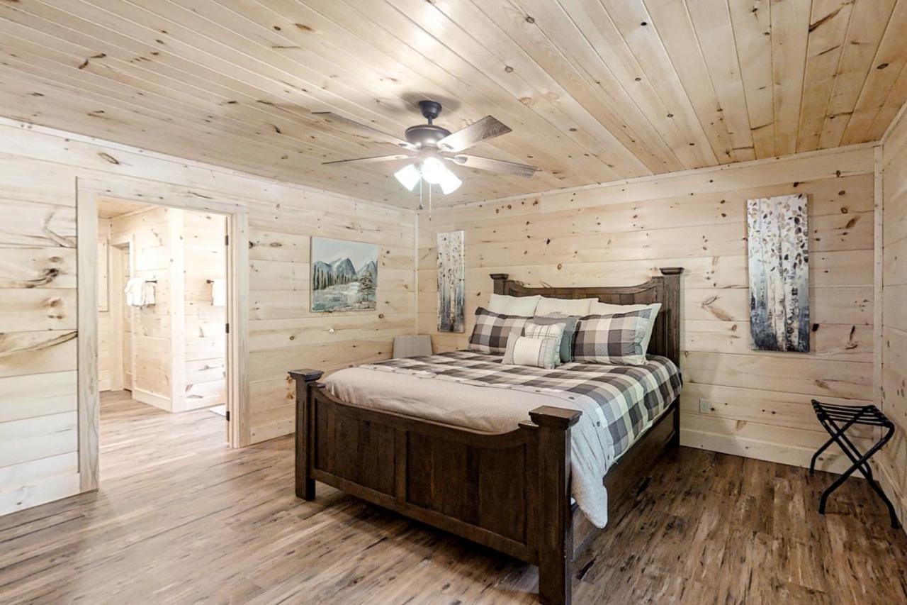 Вилла Misty Mountain Retreat Севьервилл Экстерьер фото