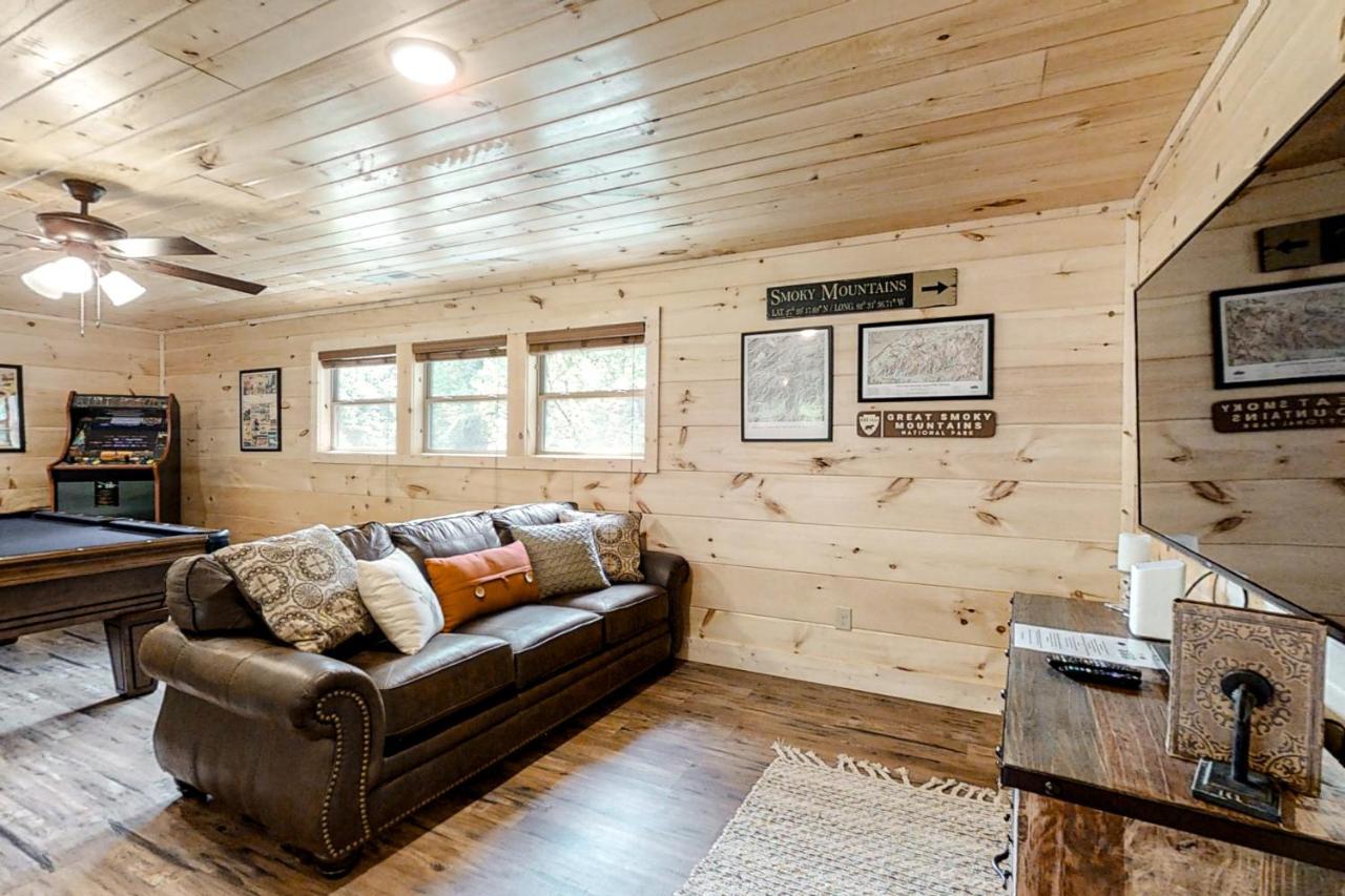 Вилла Misty Mountain Retreat Севьервилл Экстерьер фото