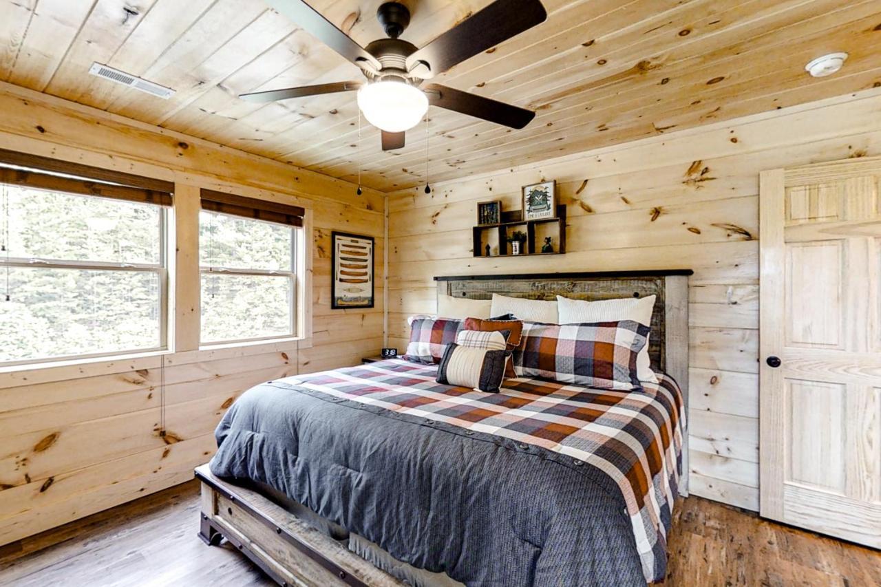 Вилла Misty Mountain Retreat Севьервилл Экстерьер фото