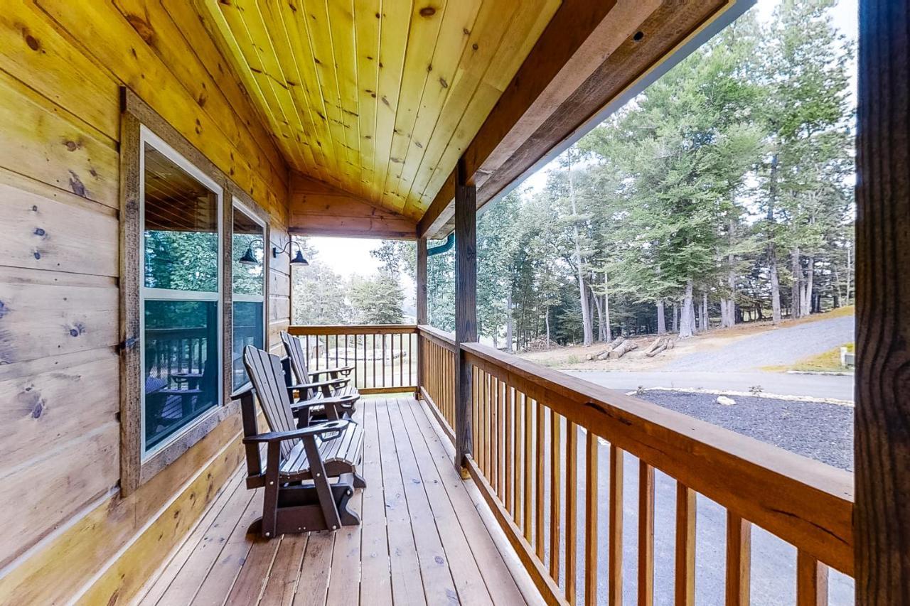 Вилла Misty Mountain Retreat Севьервилл Экстерьер фото